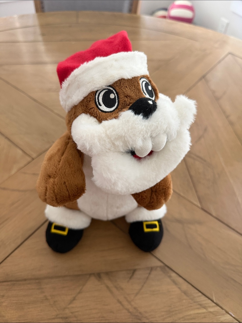 Buc-ee's Beaver Santa plushie